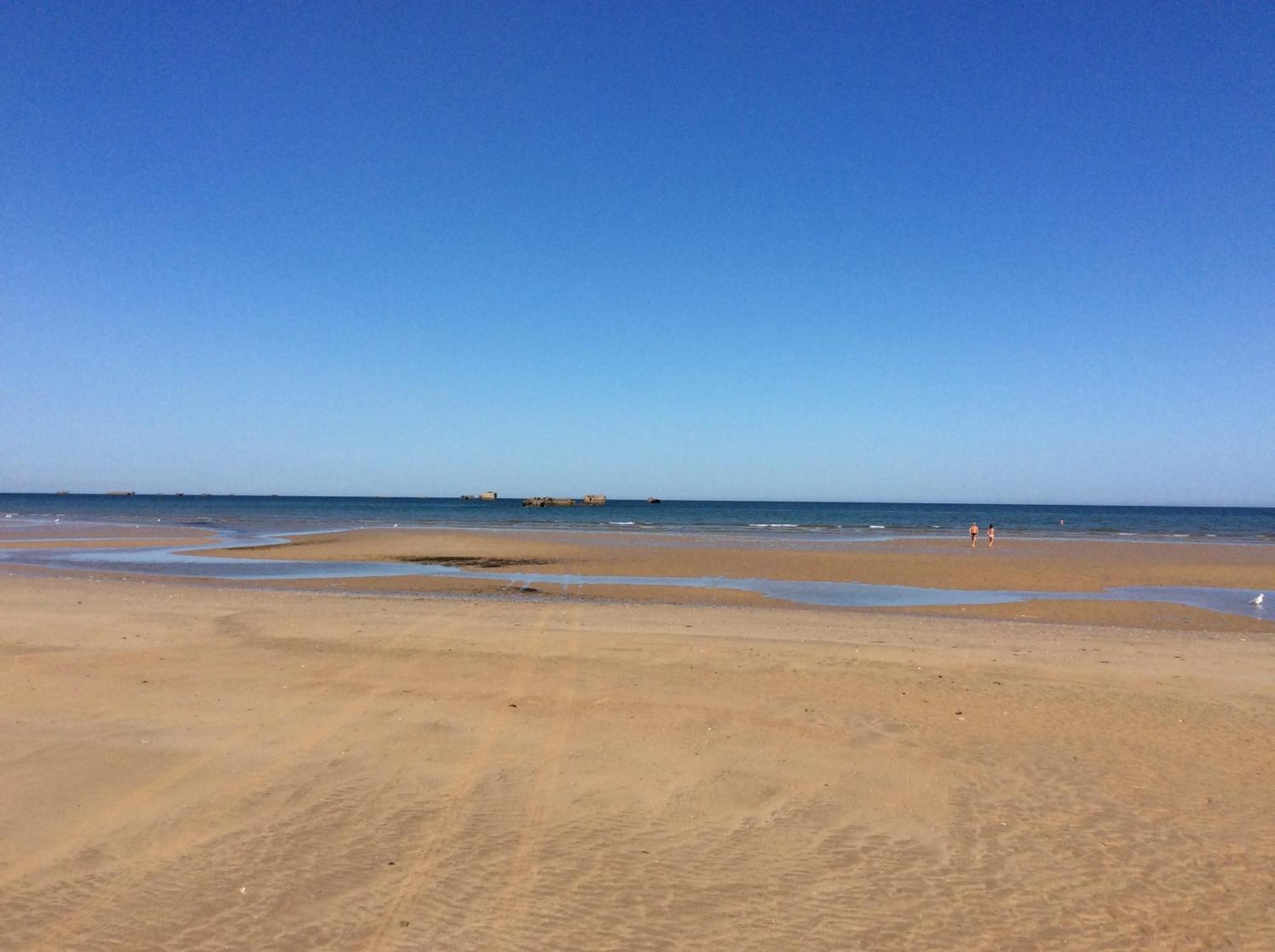 Maison rénovée 800 m plage Omaha beach avec extérieur aménagé proche Port en Bessin Vierville-sur-Mer Exterior foto